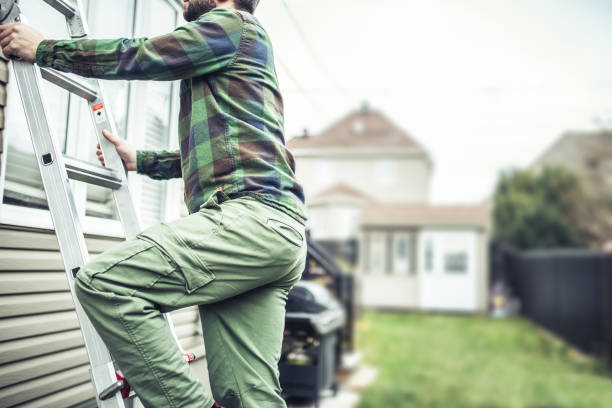 Affordable siding repair and maintenance services in Bridgeport, OH